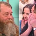 De man heeft zich 20 jaar niet geschoren – zijn vrouw kan haar ogen niet geloven als ze zijn nieuwe look ziet